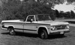 Dodge D100 Sweptline Pickup Dude Pkg. 1970 года